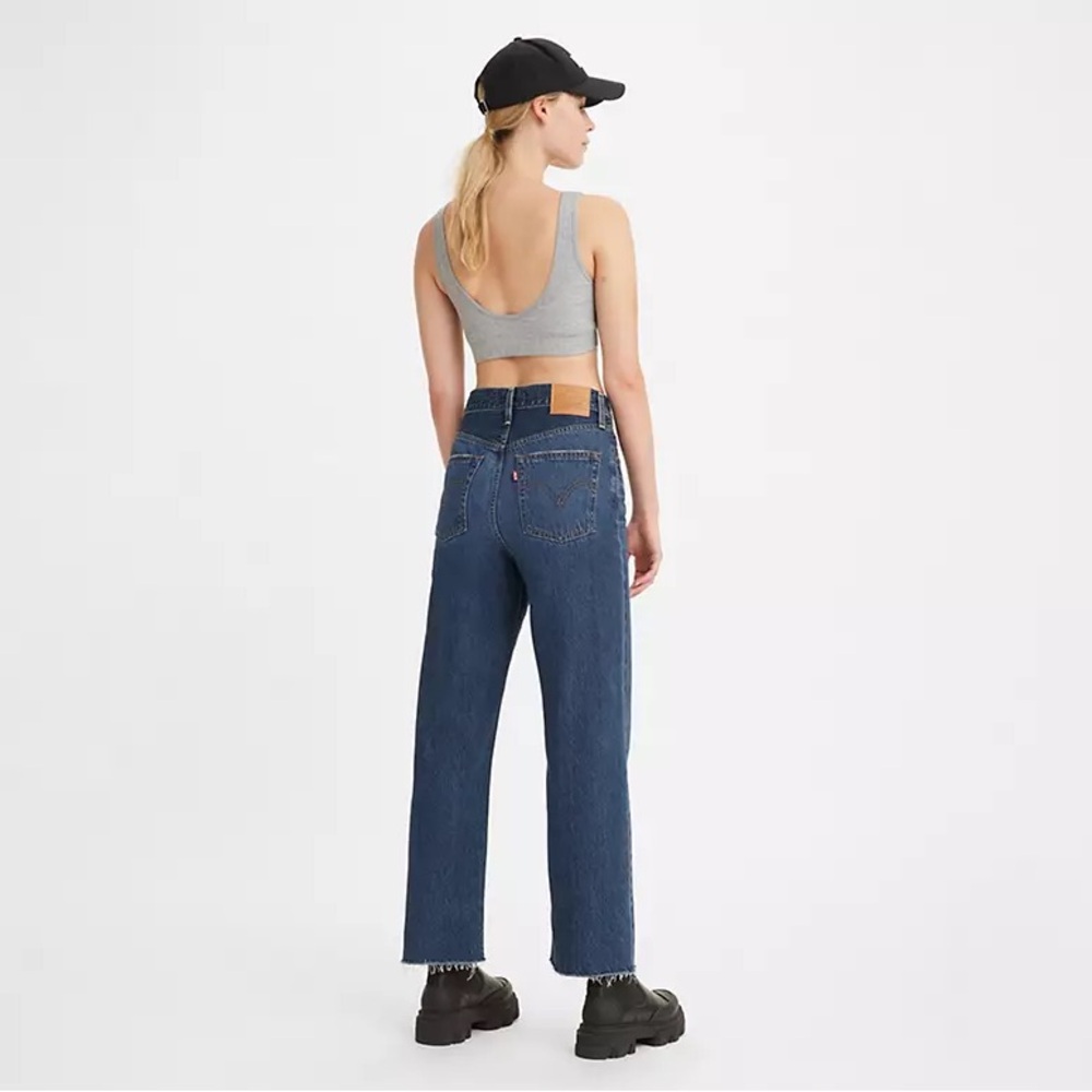 Levi’s Ribcage Straight Ankle Jeans in Noe Down Dark Wash - 28x27 - Picture 5 of 16